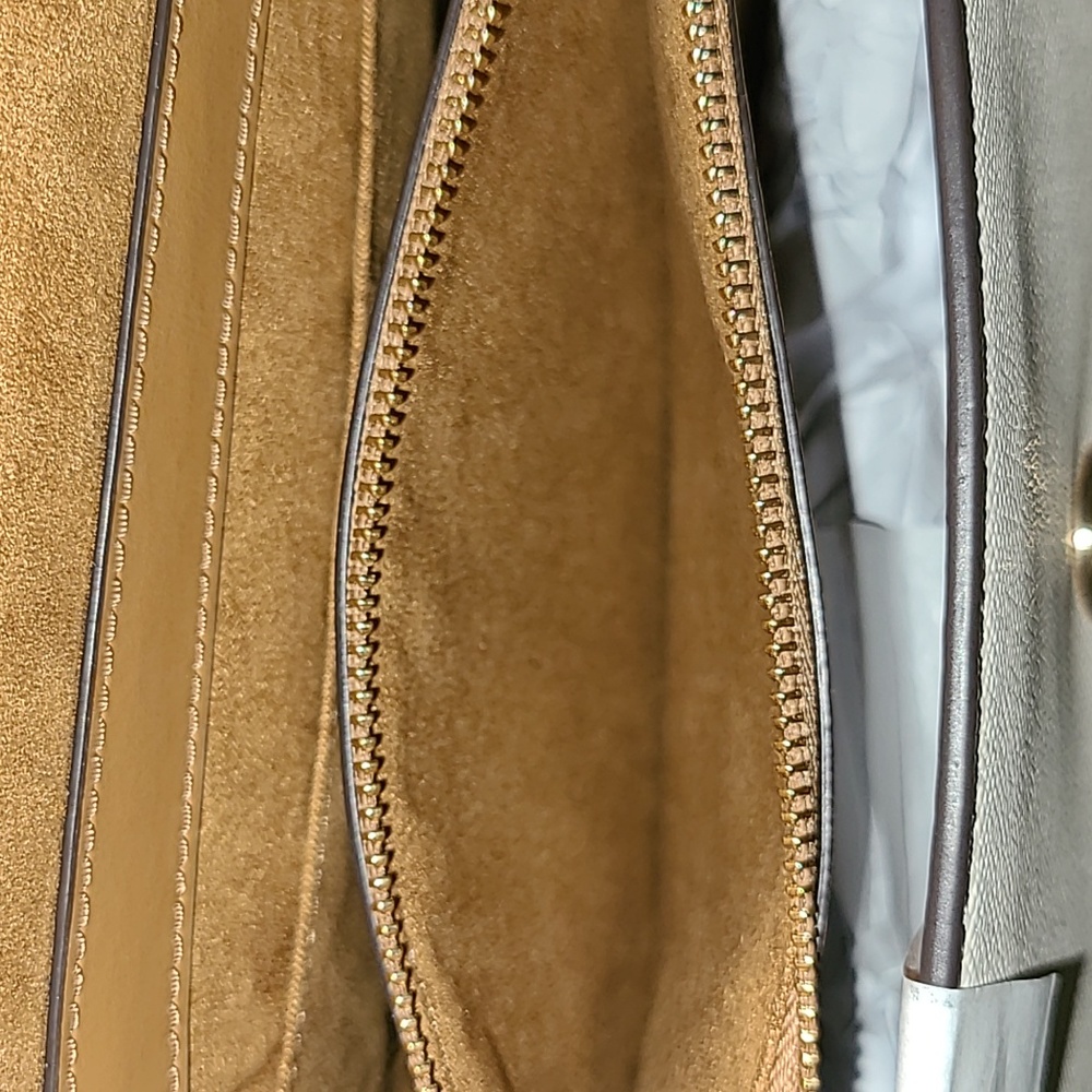 SOLD Coach Tilly Top Handle in Winter White/Chalk - Picture 7 of 10